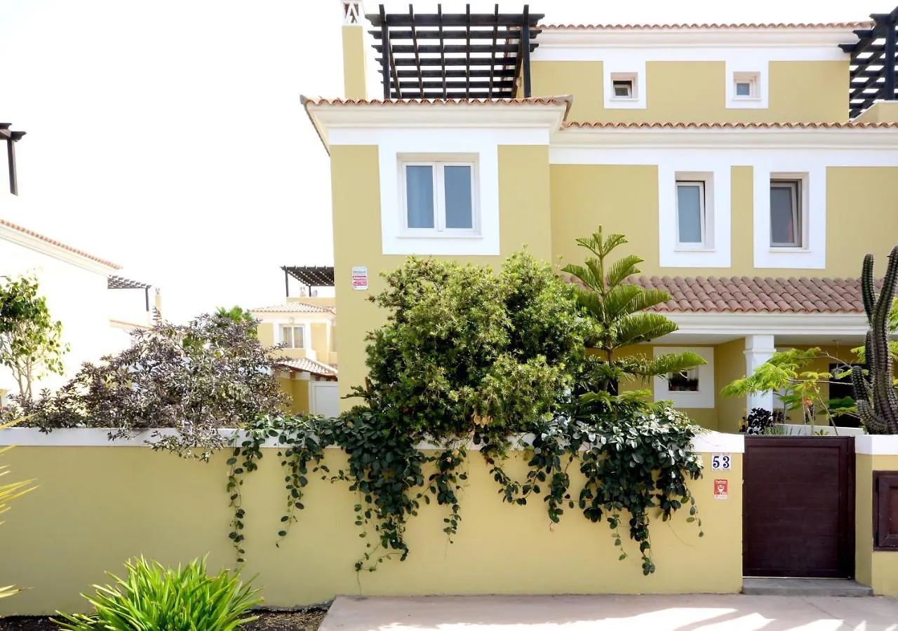 קורלחו Villa Fiona Lovely, Close To Town And Dunes With Private Pool & Fast Wifi